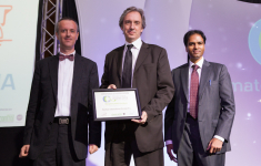 2012迪拜气候控制奖  